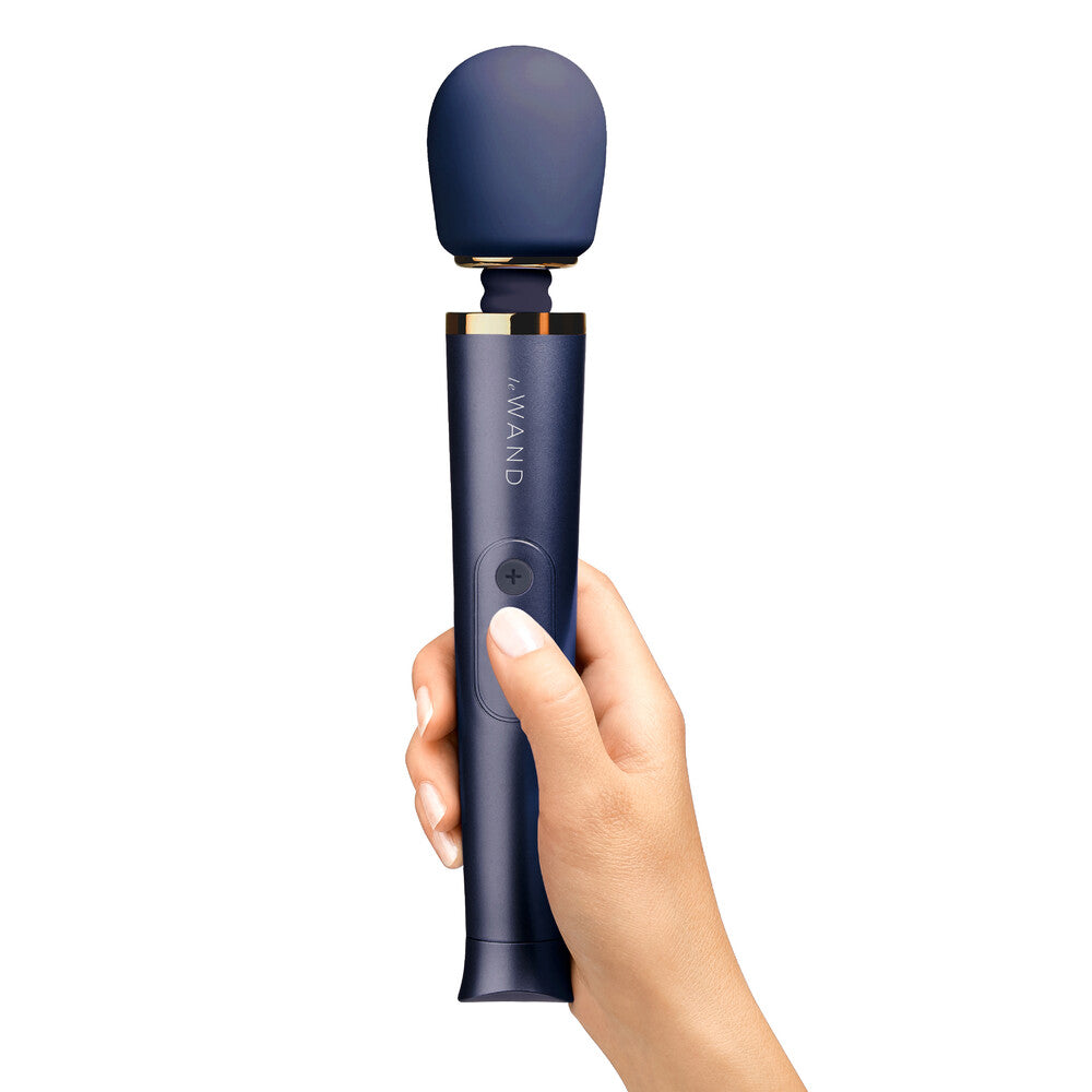 Le Wand Petite baguette de massage vibrante rechargeable