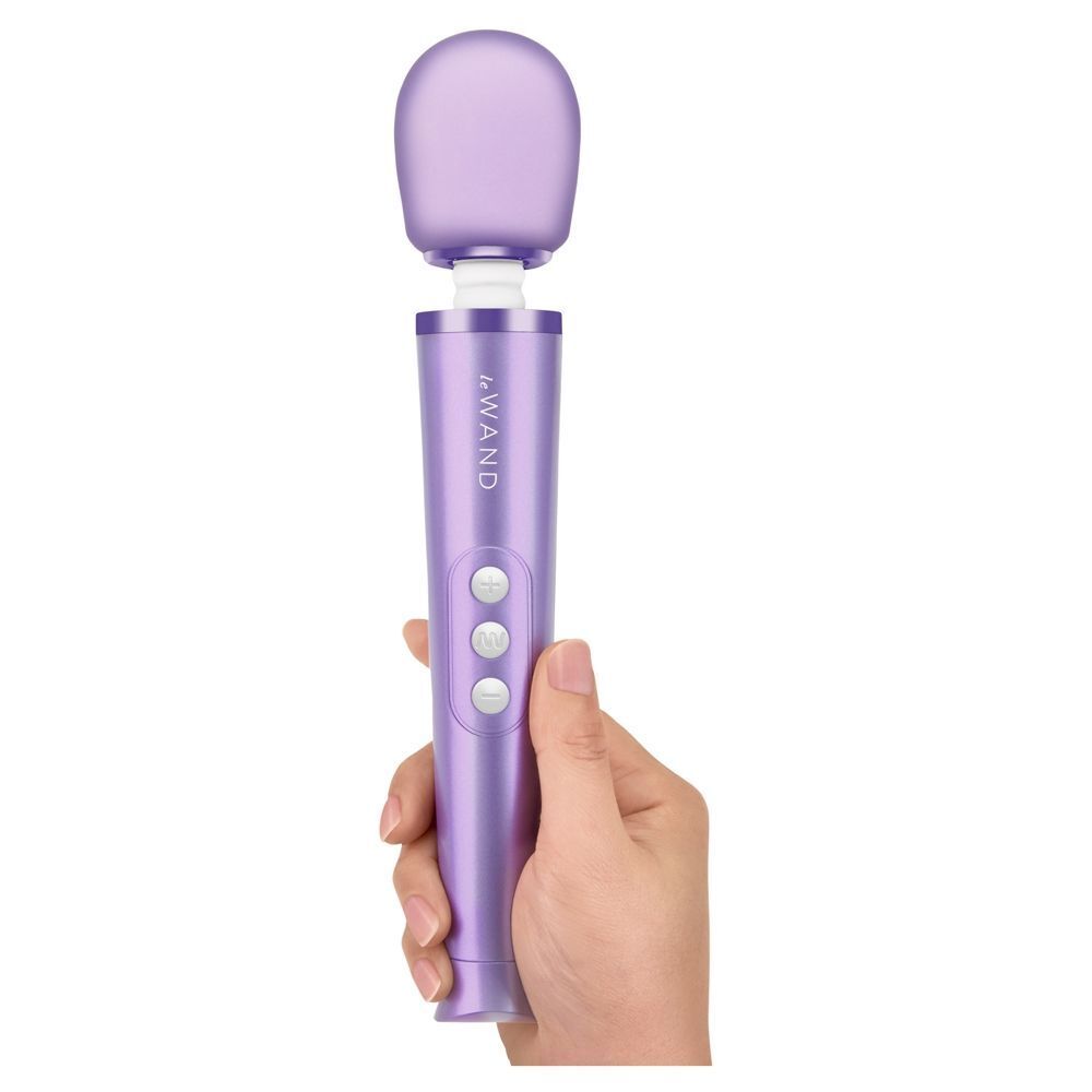 Masajeador vibratorio recargable Le Wand Petite violeta