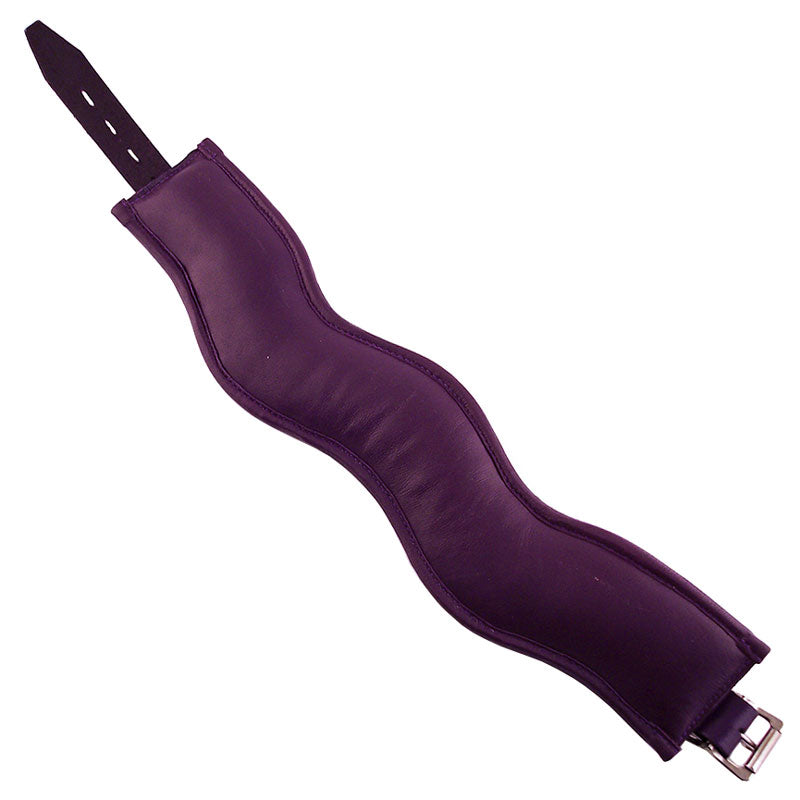 Collarín corrector acolchado morado de Rouge Garments